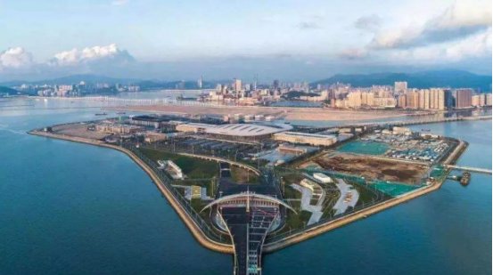  灾害@修建港珠澳大桥共花720亿，如果遇到地震怎么办？看完真是