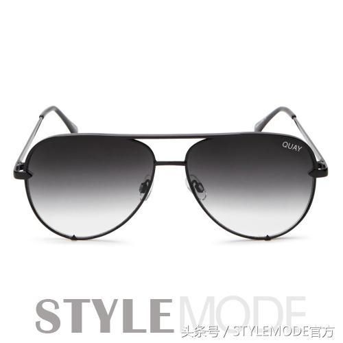 会带墨镜的姑娘，拍照都不用美颜的！