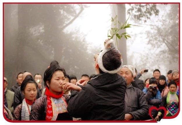  苗寨：跟我云旅游：苗寨