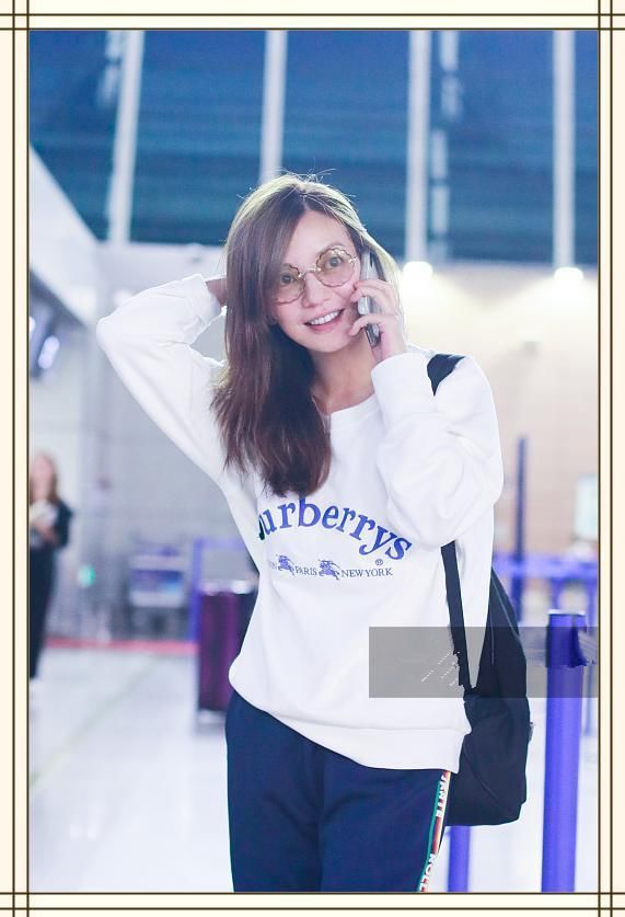 赵薇再次瘦出新高度！运动裤都撑不起来了，网友：简直换了一个人