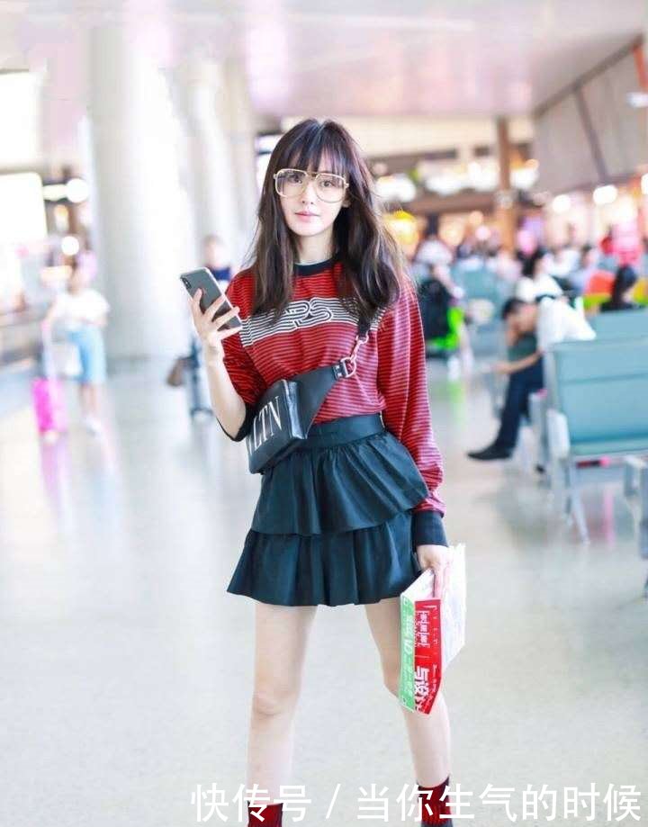 张天爱这么性感!高腰裤拉链只拉一半,简直逼疯强迫症!