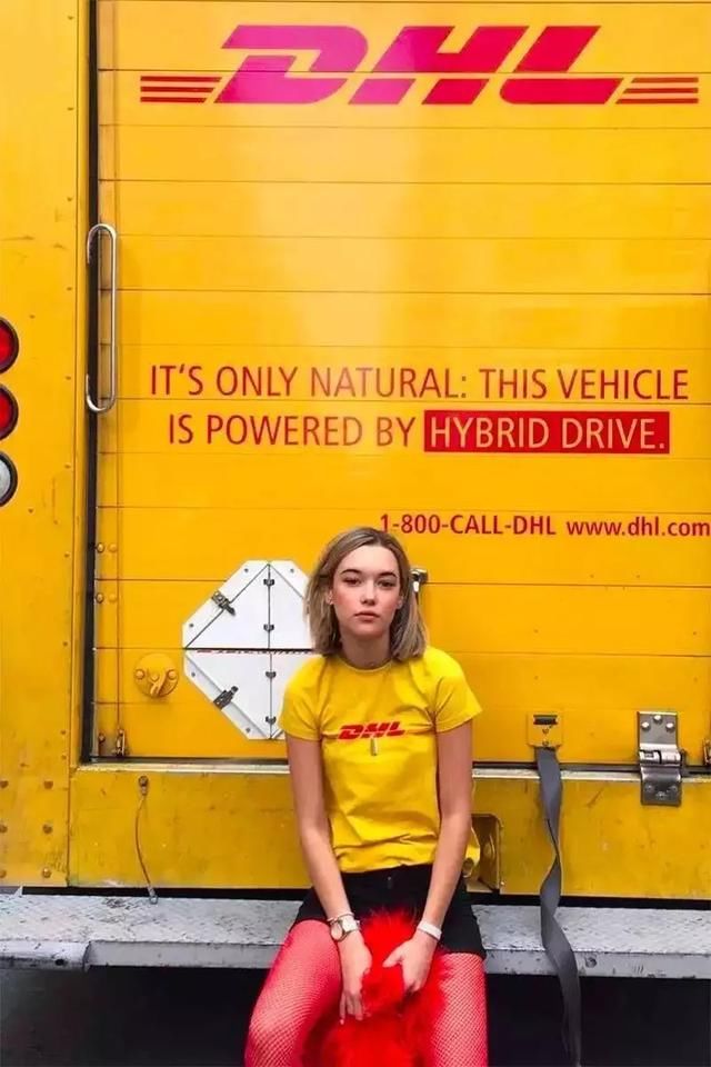 饿了么又出新设计，外卖小哥都穿得比我潮！