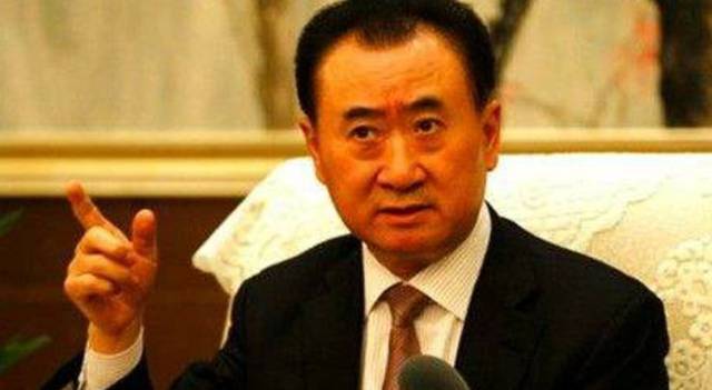 曾是中国首富,更是房地产市场上的大佬,如今负债高达4000多亿