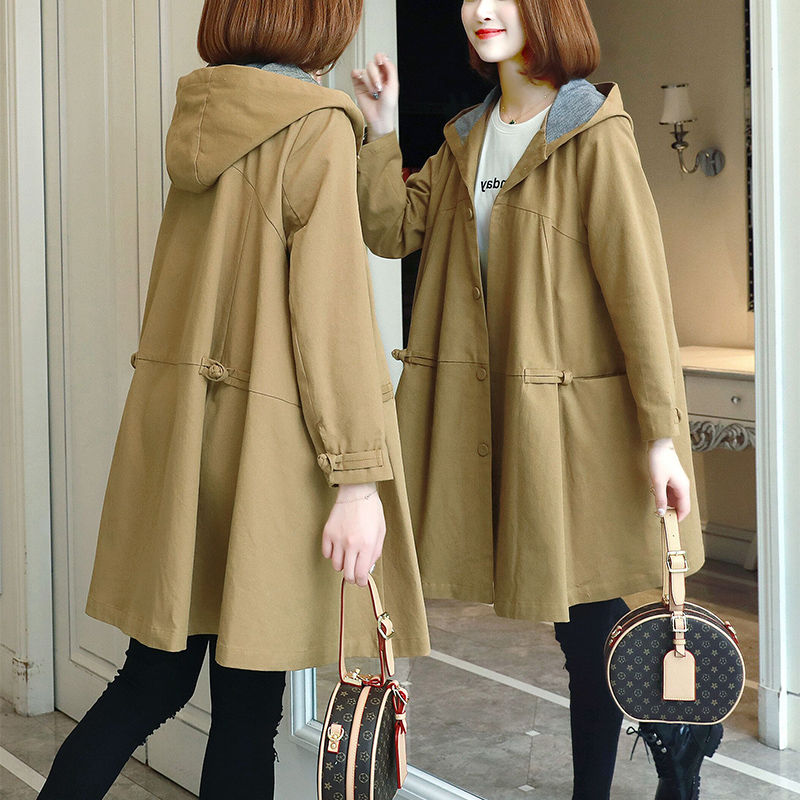 今年正火的风衣，妈妈悄悄买下5件，中秋聚会穿，美的让人痴狂