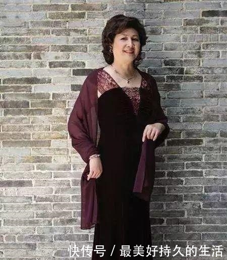  #妈妈#你的婚礼，找到那件让你的母亲大人优雅又大方的衣裳没？