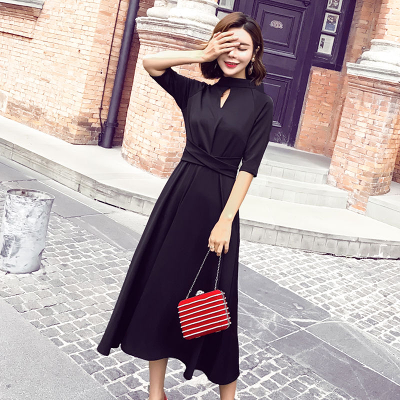 我承认!这裙子确实贵了点，但真的贼洋气，三伏天穿，时尚巨好看