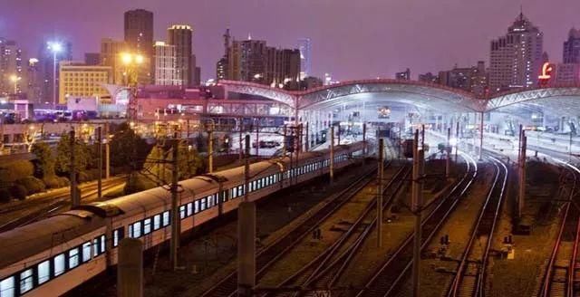  「软卧」25T型铁路客车的主要技术参数