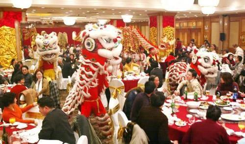 30年前的年夜饭，和现在比差距一目了然，你怀念吗？