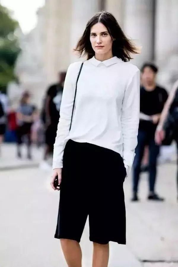 除了牛仔短裤，这个夏天还有很多其他时髦选择!