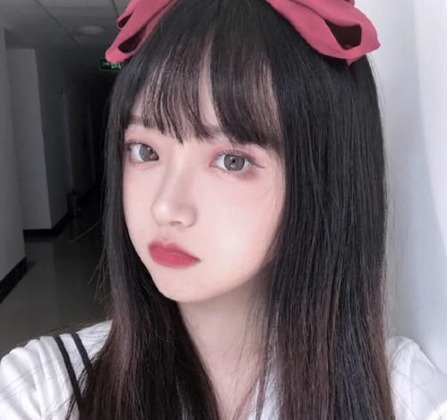 「女孩」女孩去理发店时,不能对发型师说的“3句话”,不然很容易“翻车”!