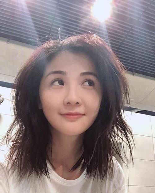  『大越』有这3个特征的女人，年纪越大越“省钱”，无需过多保养就很女神
