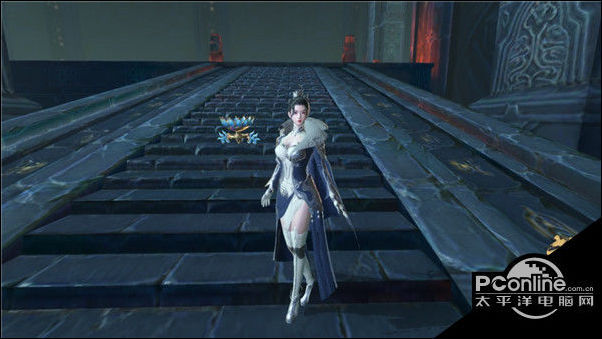 赤足踏莲武动乾坤完美时装彰显女性魅力