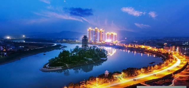  「挑战」湖南最胆大的县，由长沙管辖，却敢挑战娄底，让益阳很