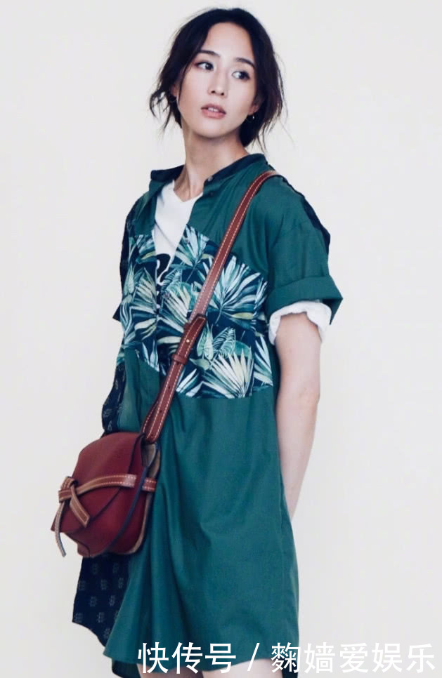 张钧甯玩下衣失踪，一双大长腿好吸睛，太造型好清新动人！