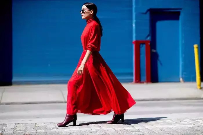 开春穿这5条裙子, 美到甩路人几条街!