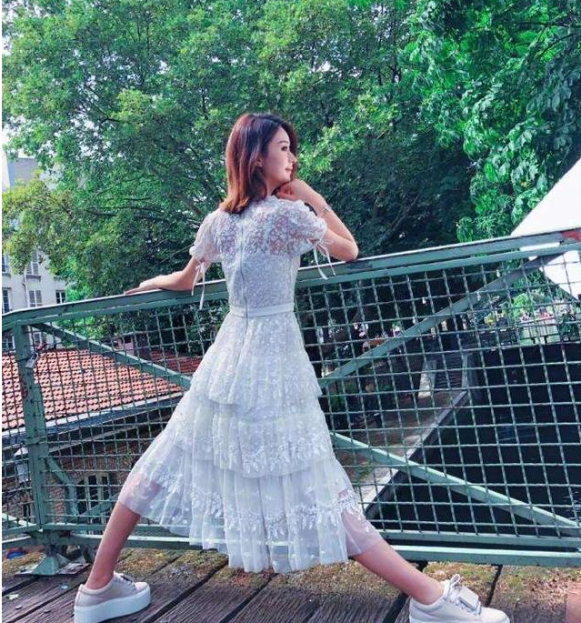 赵丽颖发微博被赞高情商？网友：两张图片击碎两个谣言！