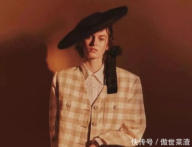 「细显」“穿大不穿小”out!现在流行这么穿,显腰细显腿长!