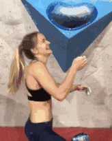 哥们@搞笑gif:哥们玩疯了,你考虑过姑娘的感受吗?