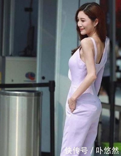  『气质』气质的街拍美女肤白貌美，散发迷人气质