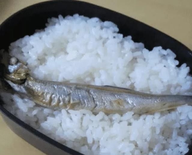  [做饭]得罪谁都不能得罪家里做饭的，一盒生大米算啥？最后才是狼人！