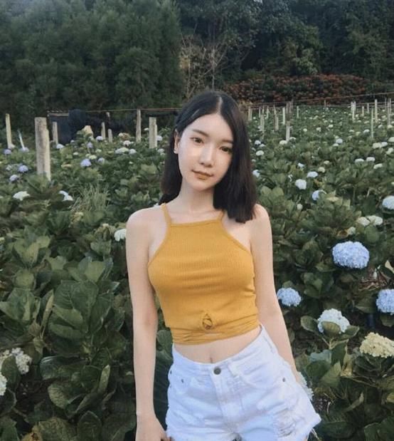  美女|潮流美女绝世难求，?尽显女神魅力，打造曼妙迷人曲线！