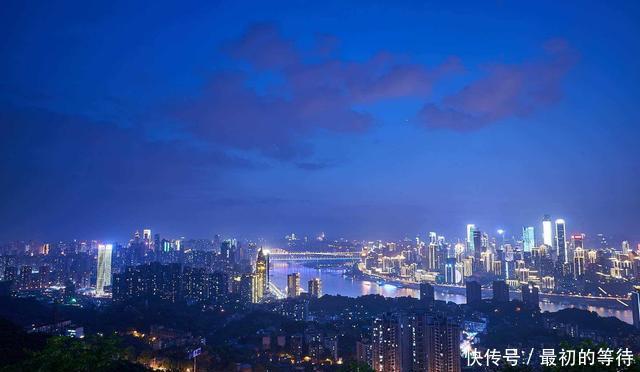 重庆,只要去旅游一次还想再去的城市,夜景最值得一看