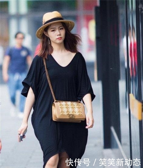 「回头率」柔哥的美女街拍:朝气蓬勃的美女,街头回头率300%
