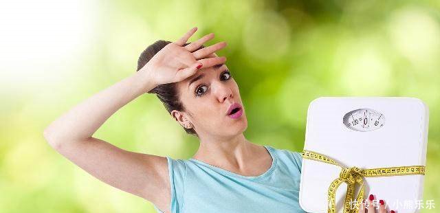 减肥时，什么时候称体重，才是“真实体重”很多人都搞错了！