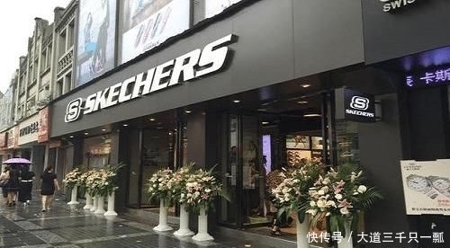 入中国：将阿迪耐克拖下马，中国市场的“新鞋王”，发展之初处处“碰壁”