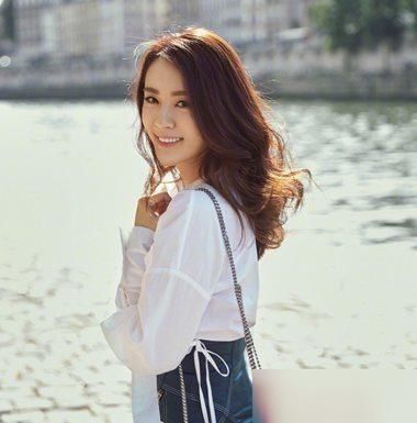 15款女生奶茶色头发图片！