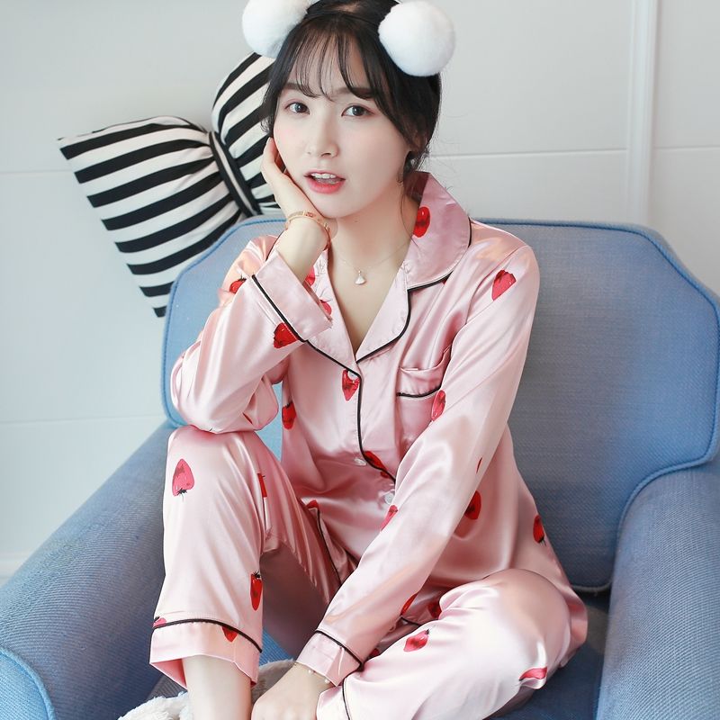 好睡衣才有好睡眠，性感真丝睡衣，提升你的睡眠质量