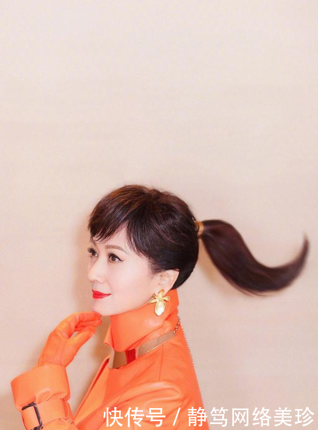 气质:女生不要总是披发,今年流行这5款“扎发”,时髦显脸小有气质