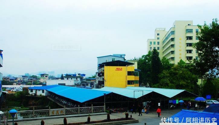  #第一个#广东最适合养老的三个城市，深圳才排第二，第一个很多