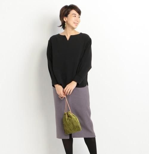  『色格纹窄裙』乍暖还寒时节，就用「格纹窄裙穿搭」展现女人味