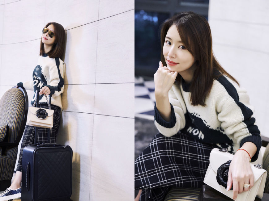 42岁赵薇林心如，同穿毛衣搭配却不同，辣妈们差别可真大!