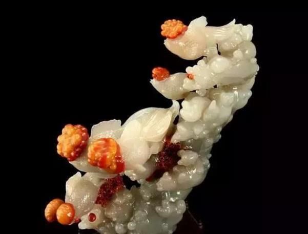  「金丝玉」国内玉雕新宠，美得如此独特的戈壁彩玉