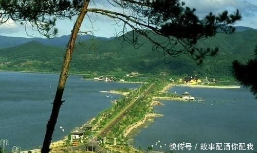 曾被郭沫若先生称赞的宁波东钱湖,与青山平原相依,风景秀丽