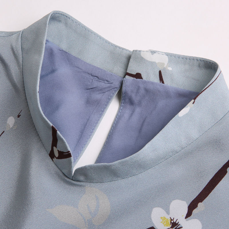 如此高端的旗袍真的美到人心醉，像图下貌美肤白的最适合了