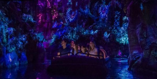 中国天津滨海图书馆入选《时代》周刊新景点