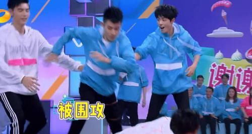 『框时』肖战身高183任嘉伦身高178,两人同框时,谁留意双方身高差?
