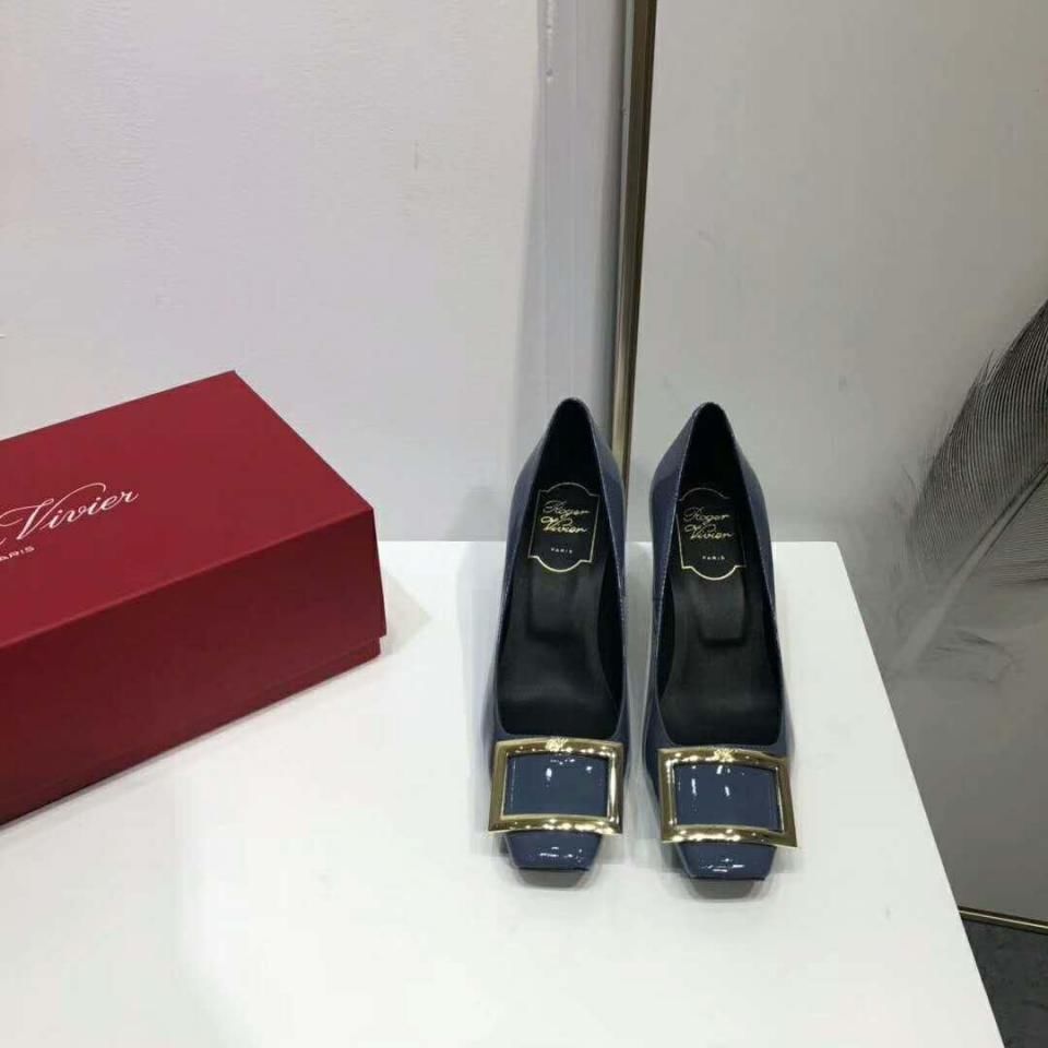 干货:初秋女生应该人手一双的高跟鞋，不点进来绝对后悔