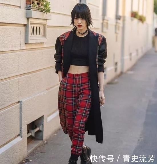 「全能」休闲范or复古风?格纹裤简直是全能搭