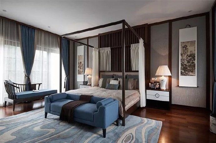 「明快」宁静的褐灰、儒雅的卡其、明快的皇室蓝和内敛的豆沙绿,共同诠释...