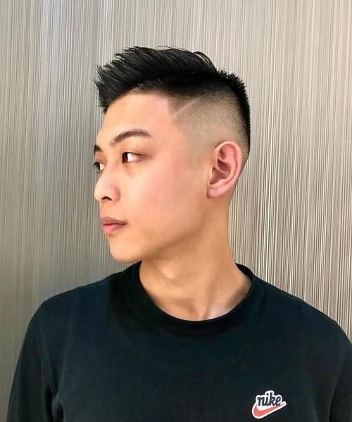  #适合#男生“头发偏硬”适合剪什么发型？建议你留这几款，阳光又帅气