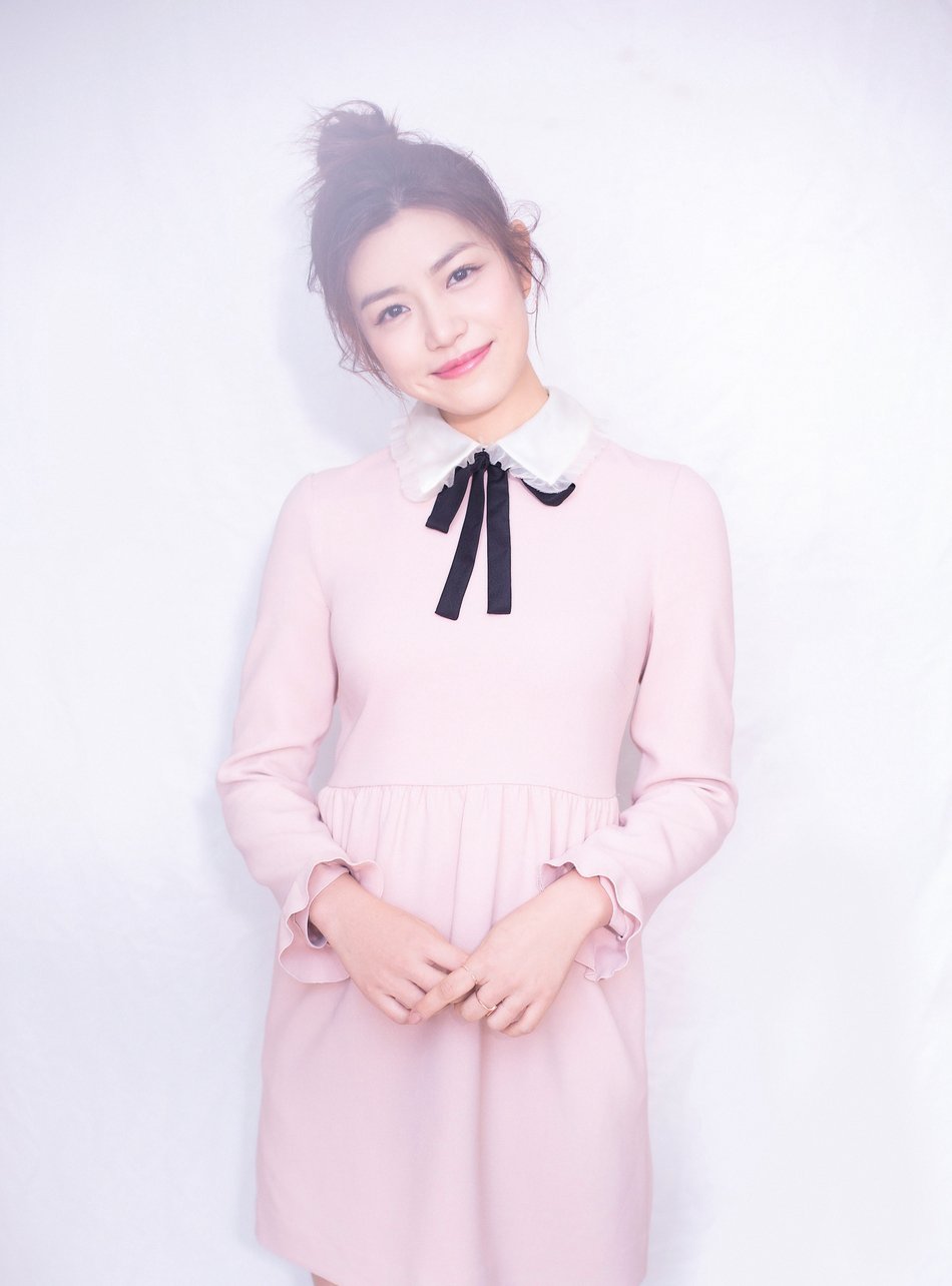 任时光匆匆流去，你还是那个甜美可爱的“沈佳宜”