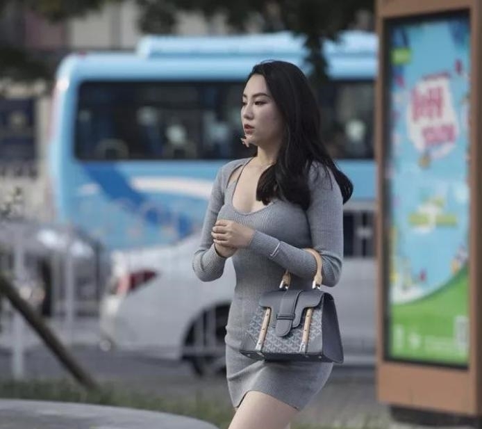  『美女』身材气质，可不是一朝一夕能出来的