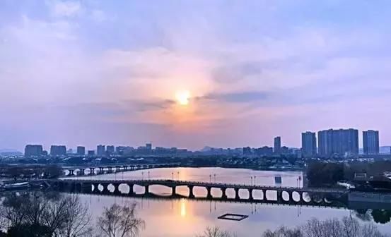 定了!这16个大城市，抢着让咱农民的孩子落户，你心动了吗?