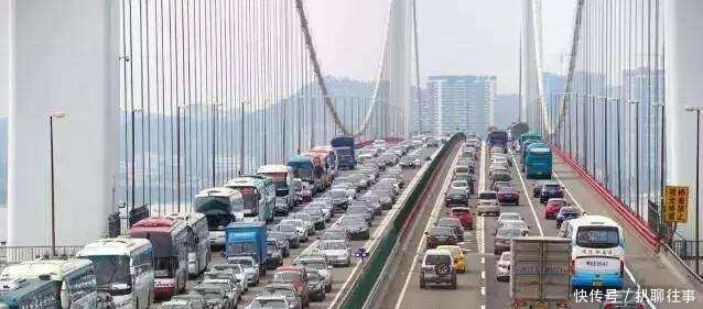 伤不起! 我国最易堵跨海大桥, 4公里需5小时