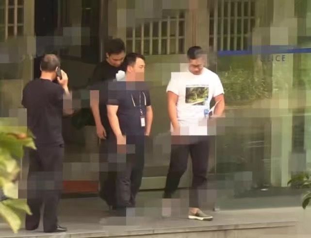 李小璐夜宿门是造谣？唐嫣罗晋没分手？张雨绮不受离婚影响？包贝尔炒作无下限？张杰粉丝diss谢娜？