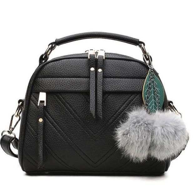 超模Candice身穿白色连体比基尼海边度假秀身材